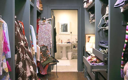 carries-closet-bathroom