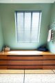 badrum-inspiration_architect-Lorraine-Colson_teak-midcentury_retro-bathroom_badrumsdrommar