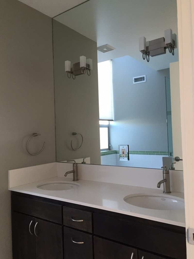 badrum-fore_master-bathroom-before_badrumsrenovering_amber-interior-design_badrumsdrommar