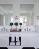 badrum-inspiration_bathroom_klassiskt-marmor_badkar_carrara_new-hamptons_new-england_barrykingdesigns_badrumsdrommar_3