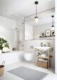 badrumsinspiration planera litet badrum stor badrumsspegel vagghangd wc foto oscar properties badrumsdrommar