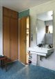 badrum-inspiration-1960_turkos-mosaik-retro-bathroom_foto-Fredrik-Sweger_via-Skona-hem_badrumsdrommar_3