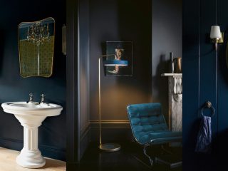 Badrumsinspiration - Trendspaning - Mörkblått, svartblått, midnattsblått i badrum