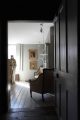 svart-rosa_badrum-inspiration_arts-crafts_kalkmalade-vaggar_design-Patrick-Williams-Berdoulat_London-flat_via-Remodelista_badrumsdrommar_interior