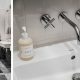 Badrumsinspiration - badrum inspiration marmor halvkaklat tvättpelare dusckvägg spegelvägg teknologgatan edwardpartners badrumsdrömmar feature