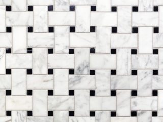 Badrumsinspiration - Mosaik i carrara marmor basketweave för badrum