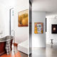 badrumsinspiration rustikt modernt badrum koppar badkar badrumsfonster betonggolv snygga spotlights chimney House redfern atelier DAU foto tom ferguson badrumsdrommar